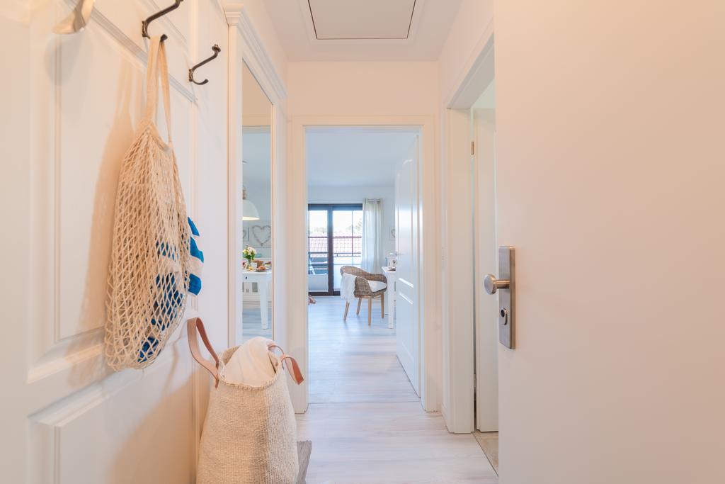 Ferienwohnungen Haus Am Strand Zingst Exterior foto